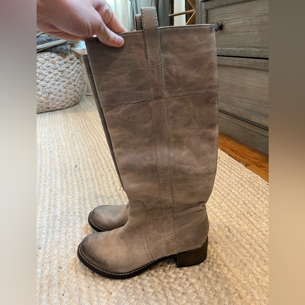 Grey lucky brand boots 1in heel.